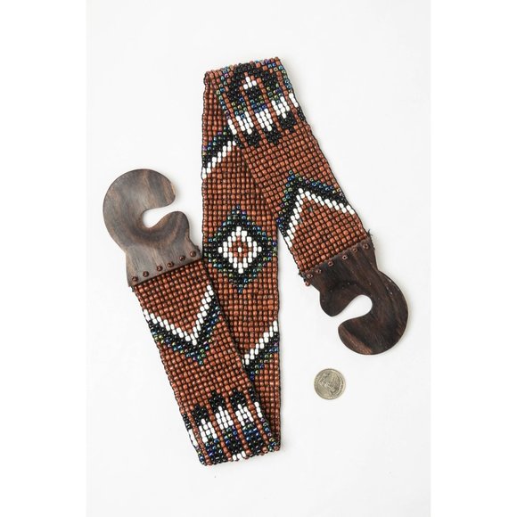 Accessories - NWT Tribal Diamond & Arrow Bead Belt One Size